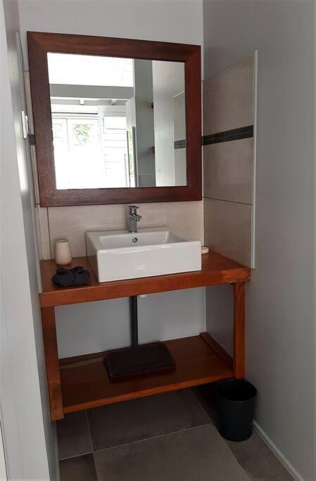 Caraibes Cottage Grenat Piscine Privee 900M De Grande Anse ديساي المظهر الخارجي الصورة